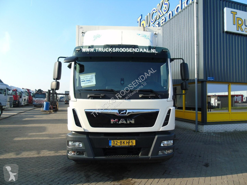 شاحنة MAN 12.250 + euro 6 + lift + iso box