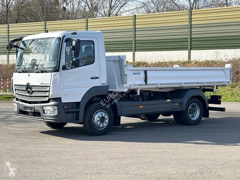 شاحنة Mercedes 1024 Mercedes-Benz 1224 K...