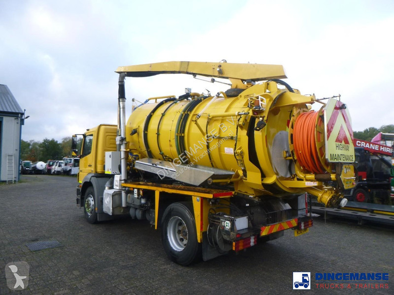 Camion Mercedes 1824 4x2 vacuum tank 8.1 m3