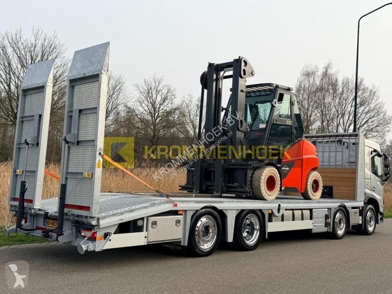 شاحنة Volvo FM 500 8x2 Machine transporter | New