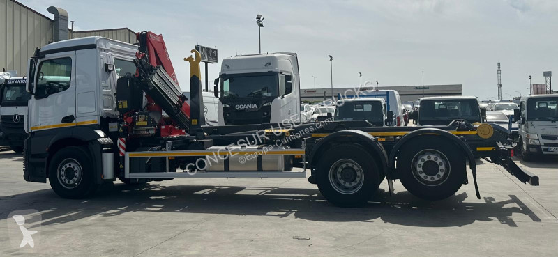 شاحنة Mercedes  2643 LS 6X2 + GANCHO JIMECA +...