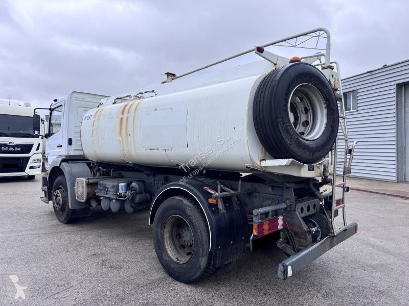 Mercedes 1823 truck