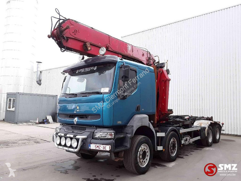 شاحنة Renault 420 hook/crane