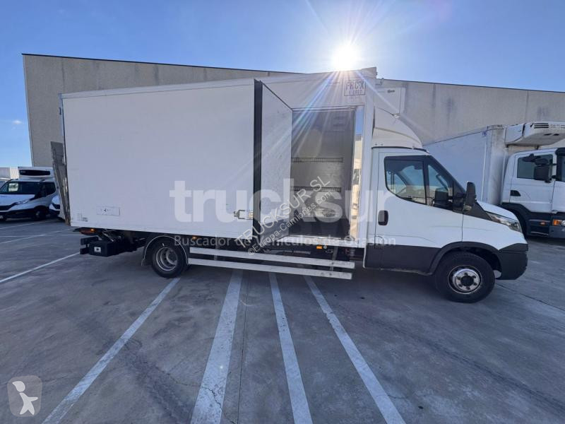 شاحنة Iveco  70C18 FRC-X