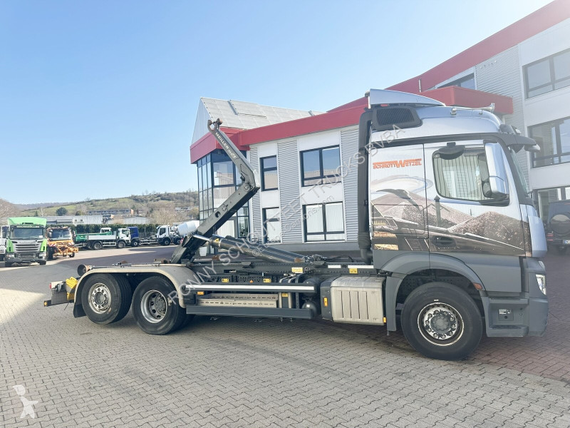 Camion Mercedes Actros 2548 L 6x2 Actros 2548 L...