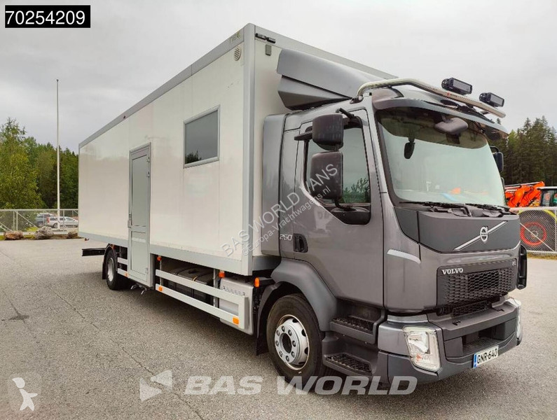 شاحنة Volvo 250 4X2 14tonner Automatic...