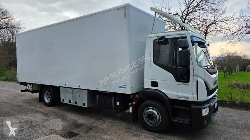 شاحنة Iveco