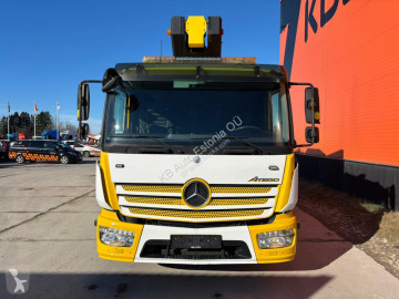 Lastbil lift Mercedes
