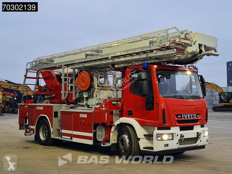 شاحنة Iveco 180E300 4X2 DEMO Magirus P33 Ladder...