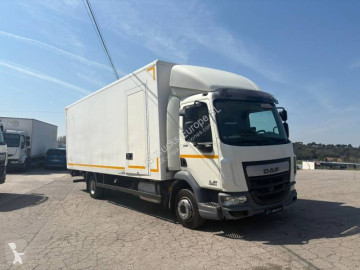 DAF box truck