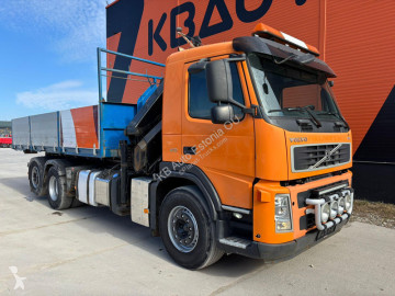 شاحنة ناقلة حاويات متعددة الأغراض Volvo