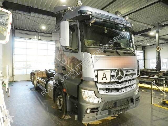 Camion Mercedes Actros 2548 L 6x2 Actros 2548 L...