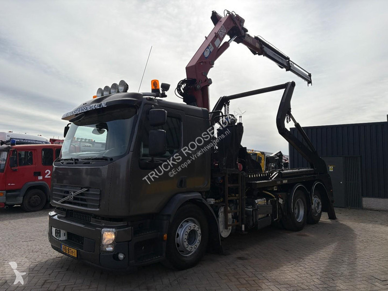 شاحنة Volvo FE 330 + HMF 1680 + 6X2 + CONTAINER...