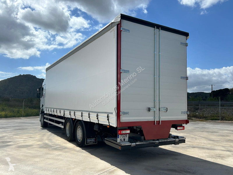شاحنة Renault T 520