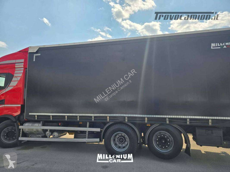 Vrachtwagen Iveco SWAY 510 CENTINATO 7,40 AUT...
