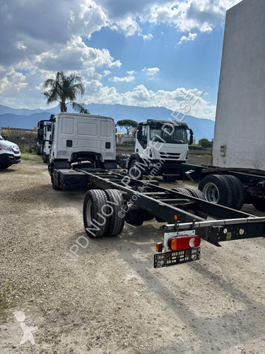 شاحنة Iveco Iveco 120EL22