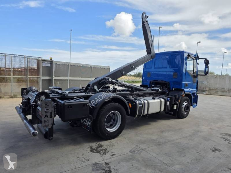 شاحنة Iveco