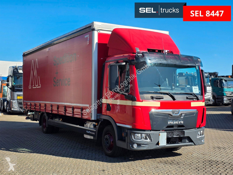 شاحنة MAN 12.220 4x2 BL CH / Ladebordwand / Navi
