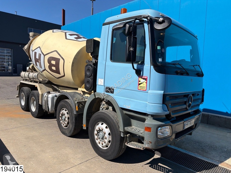 شاحنة Mercedes 3236 8x4, PTO, Liebherr, Steel...