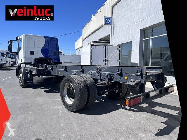 شاحنة Iveco