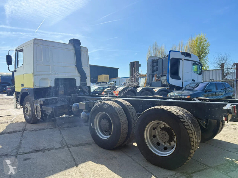 شاحنة DAF 95350 6X2 10 Wheels ZF MANUAL GEARBOX