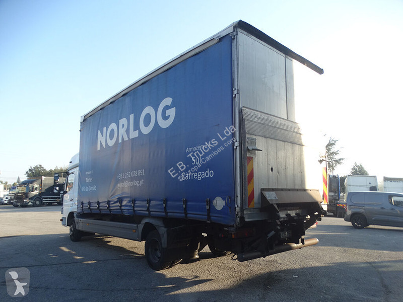 شاحنة Mercedes ATEGO
