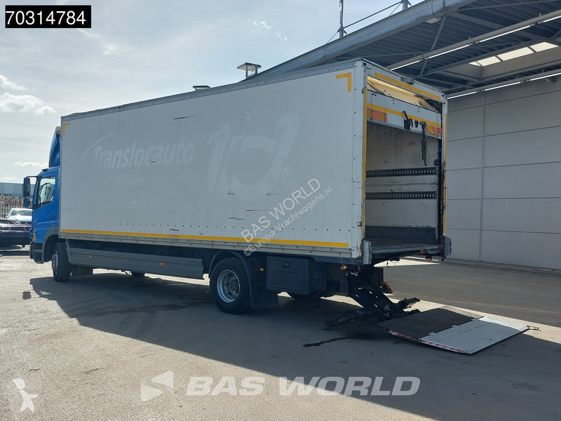 شاحنة Mercedes 1322 4X2 13tonner 1500kg...