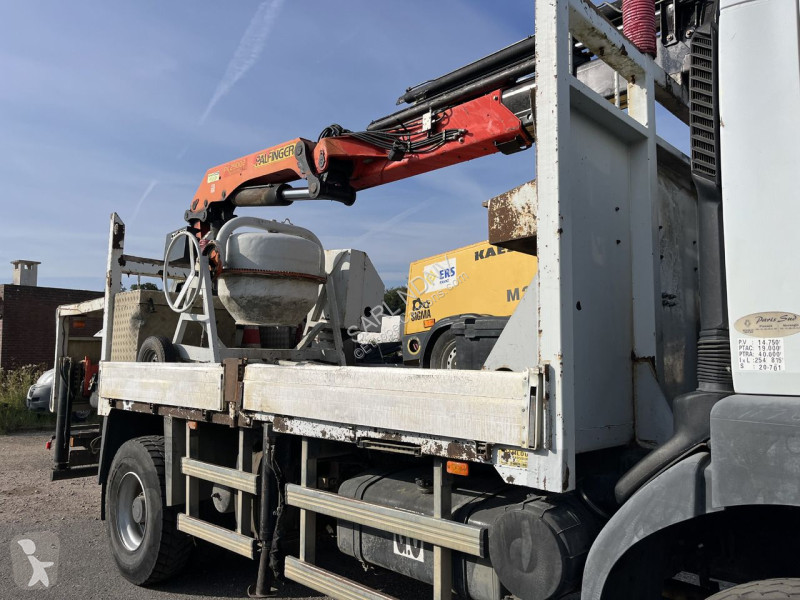 شاحنة Renault 370