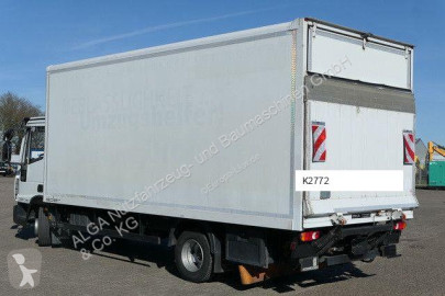 شاحنة عربة مقفلة Iveco
