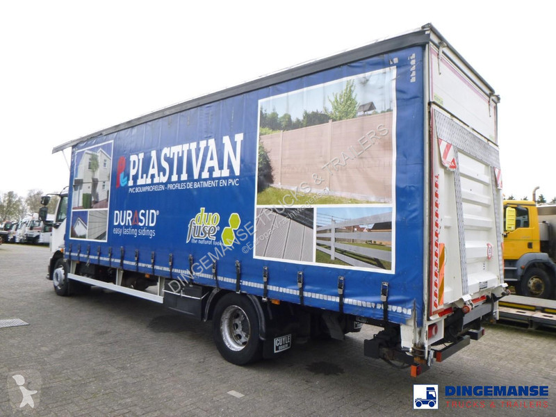 شاحنة Volvo 240 4x2 curtain sider