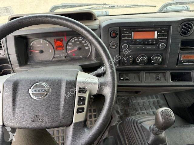 شاحنة Nissan