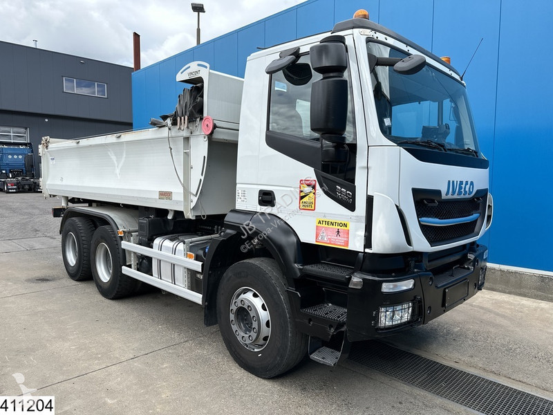 شاحنة Iveco X-Way 360 6x4, EURO 6, Leaf spring