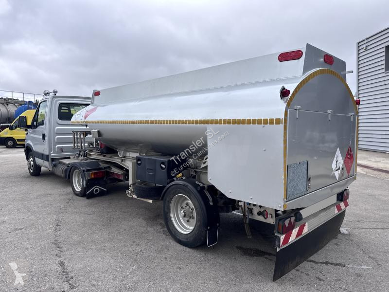 Iveco  40C17 semi-trailer truck