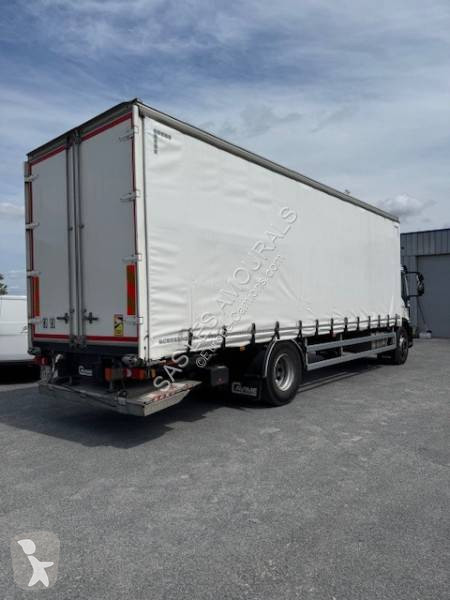 شاحنة Iveco