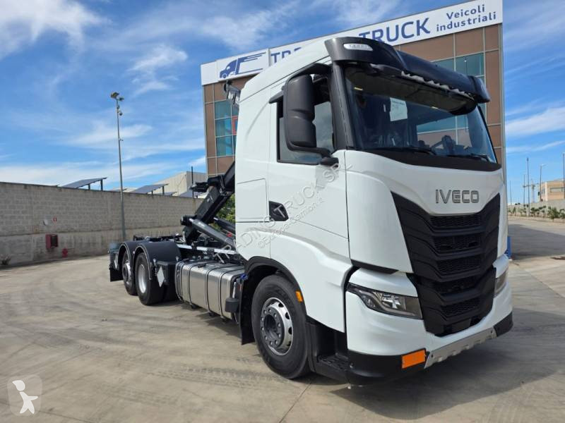 شاحنة Iveco