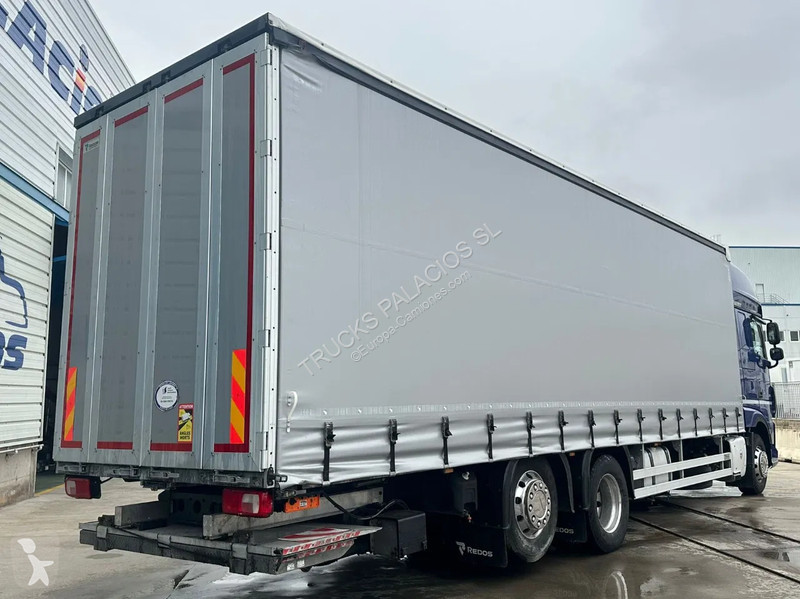 شاحنة DAF 480 3 ejes tauliner