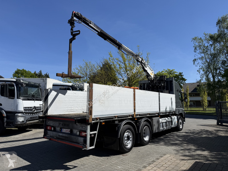 شاحنة Volvo FM 370 6X2 Kran Kennis K14R Baustoff