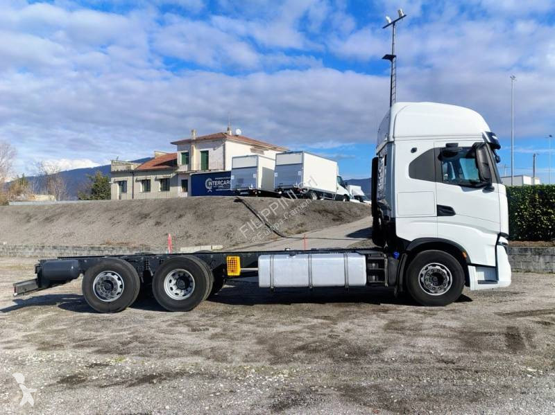 شاحنة Iveco