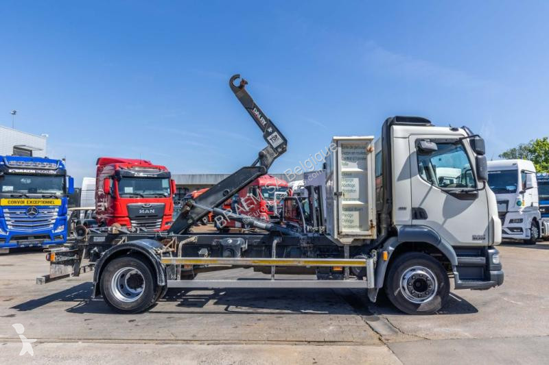 شاحنة DAF 220