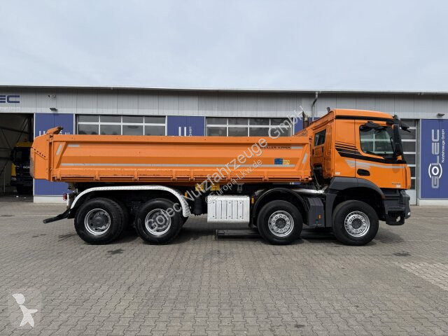 شاحنة Mercedes AROCS 3246 8x4 Kipper Meiller...