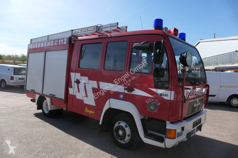 شاحنة MAN L2000 DoKa LF8/6