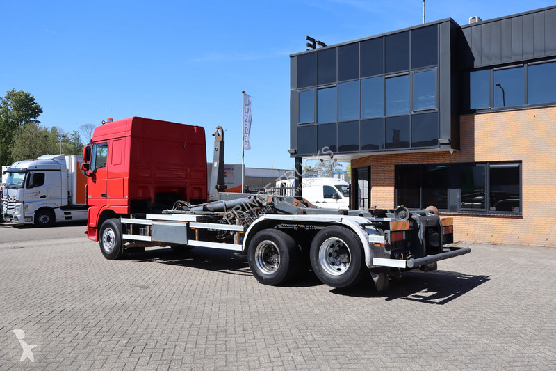 شاحنة DAF 105460 * MANUAL * CONTAINER * 6X2 *...