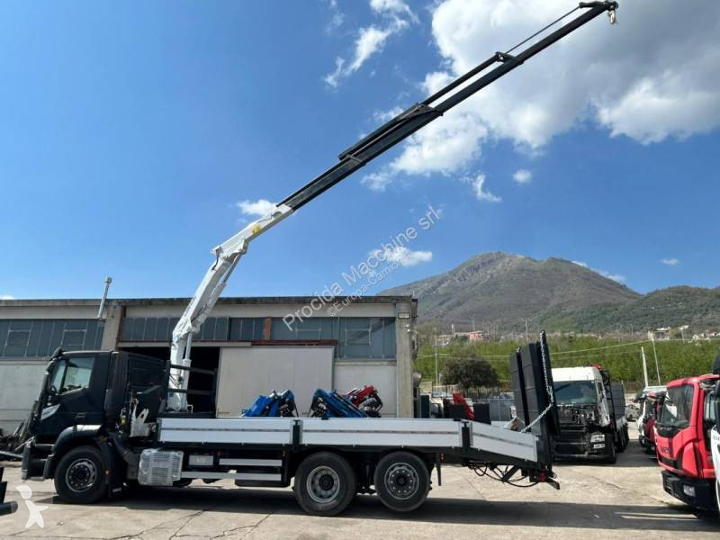 شاحنة Iveco