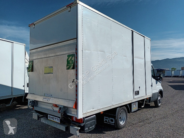 Veicolo commerciale Iveco Daily 35C14
