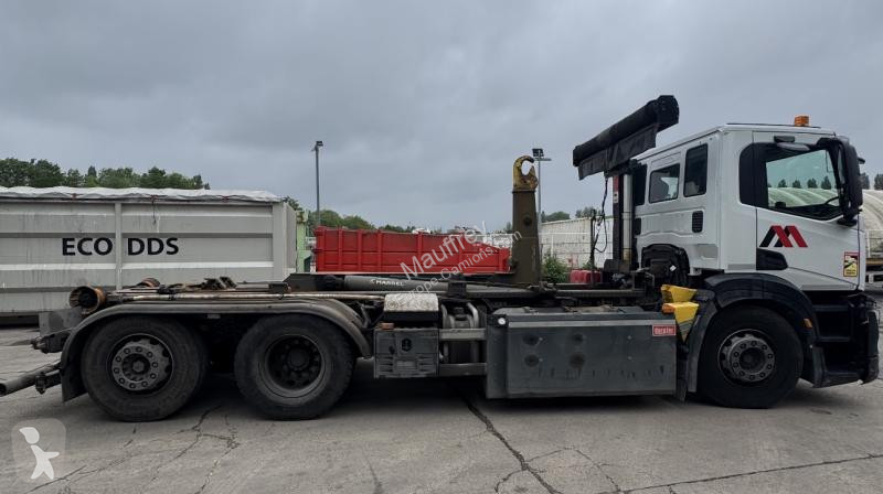شاحنة Iveco