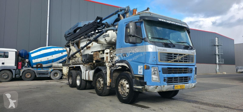 شاحنة Volvo 380 Putzmeister 23m+7m3+Manual