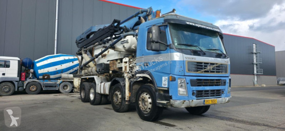 Camión hormigón mezclador + bomba Volvo