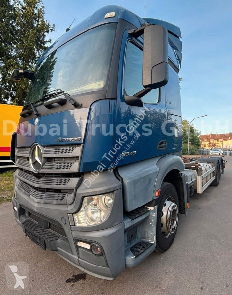 شاحنة Mercedes 4 3-Achser 2545 OM471 6x2
