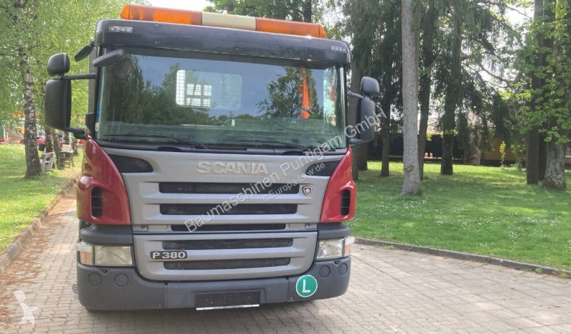 شاحنة Scania P380LB