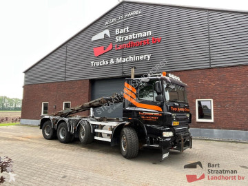 Camion porte containers Ginaf